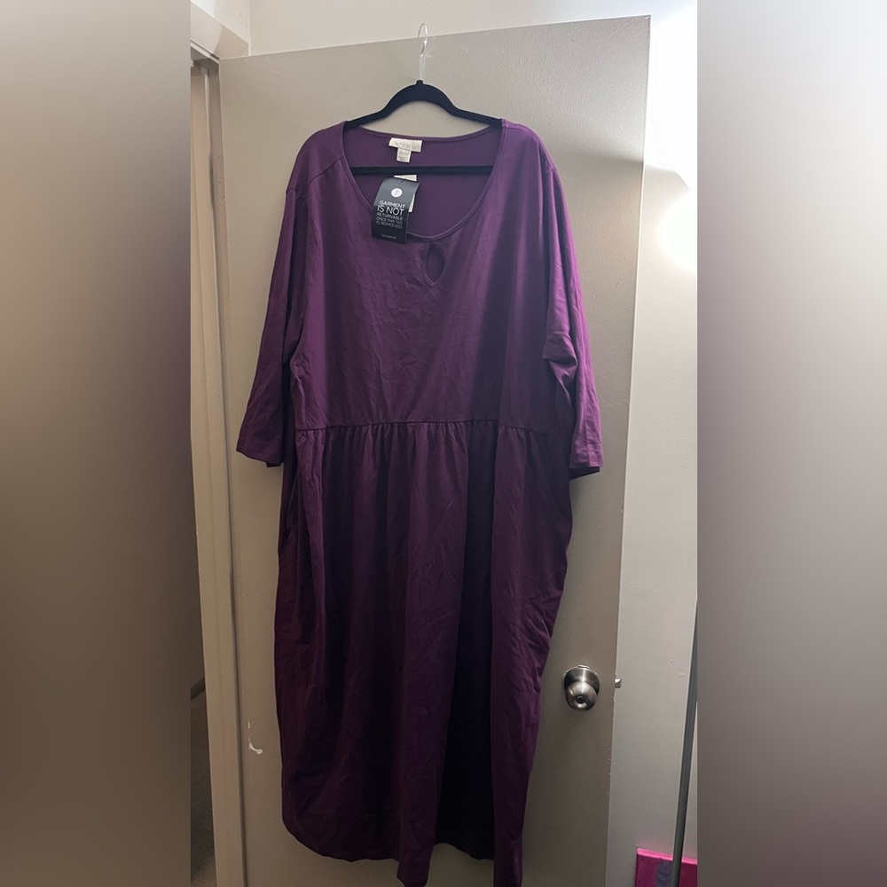 NWT Avenue Purple Keyhole midi dress
